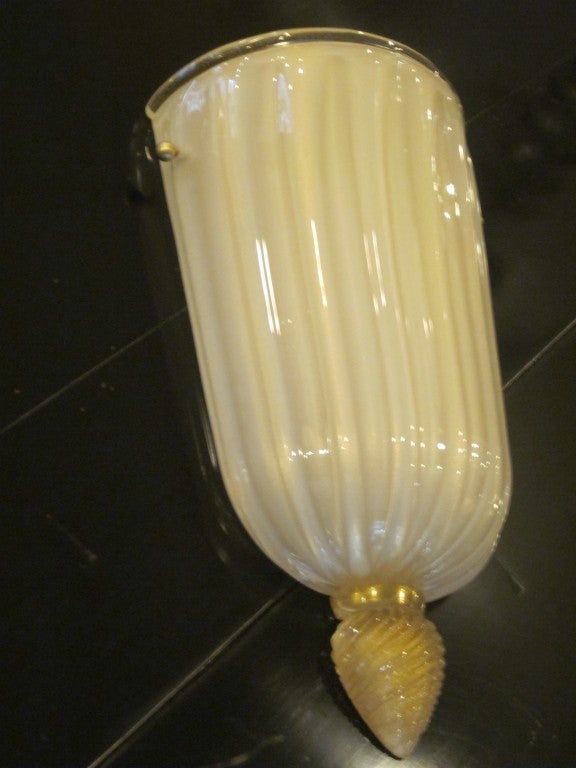 20th Century Pair of Large Murano Glass Sconces Attributed to Barovier e Toso