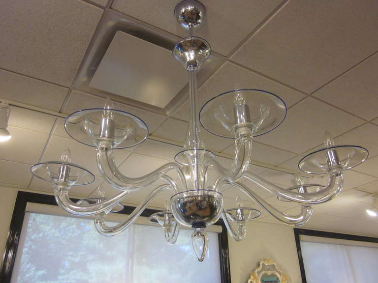 italien Deux lustres en verre de Murano/Venetian soufflé à la main de style mi-siècle moderne, transparents en vente
