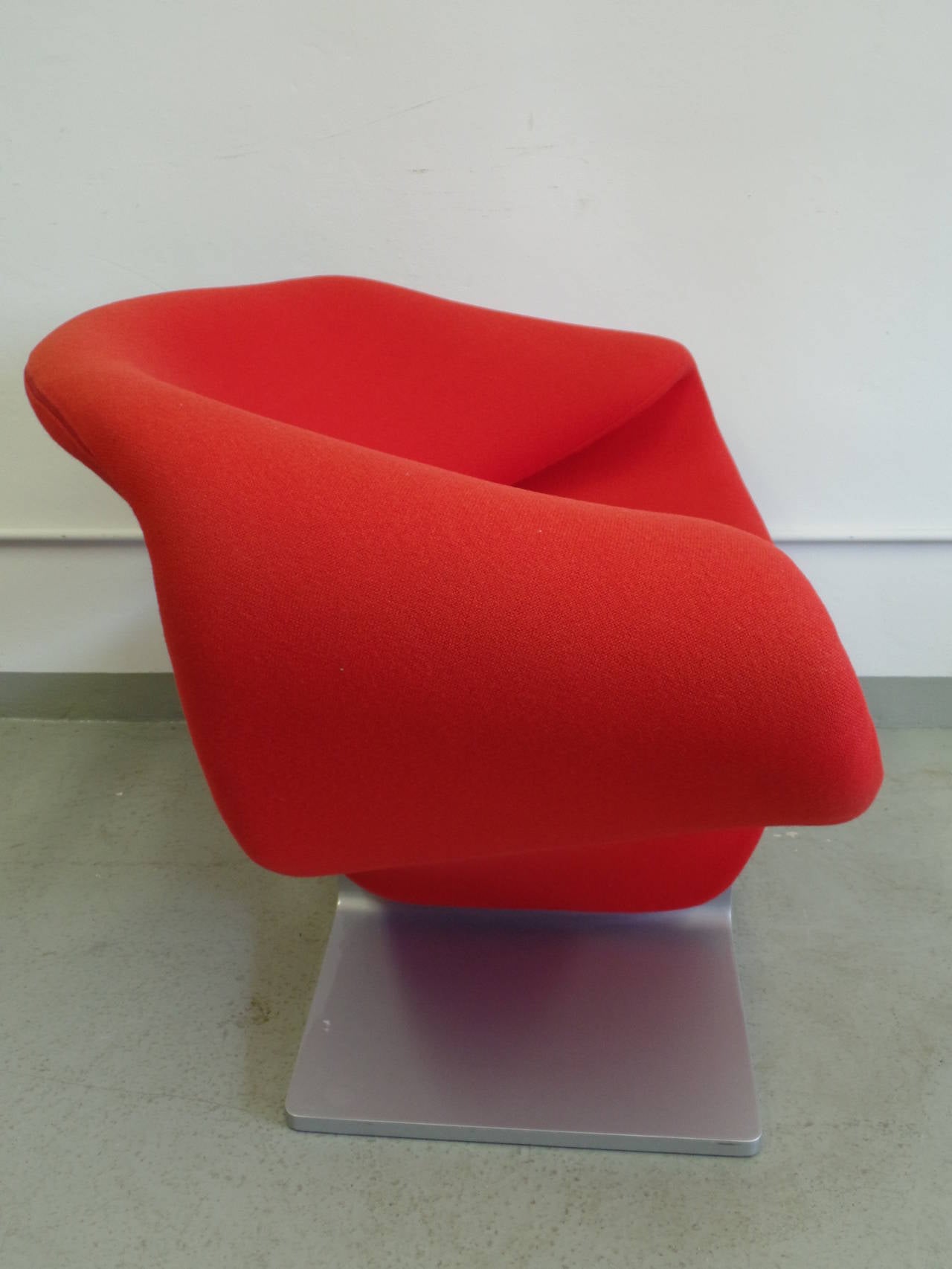Pair of French Ribbon Chairs by Pierre Paulin for Artifort 2
