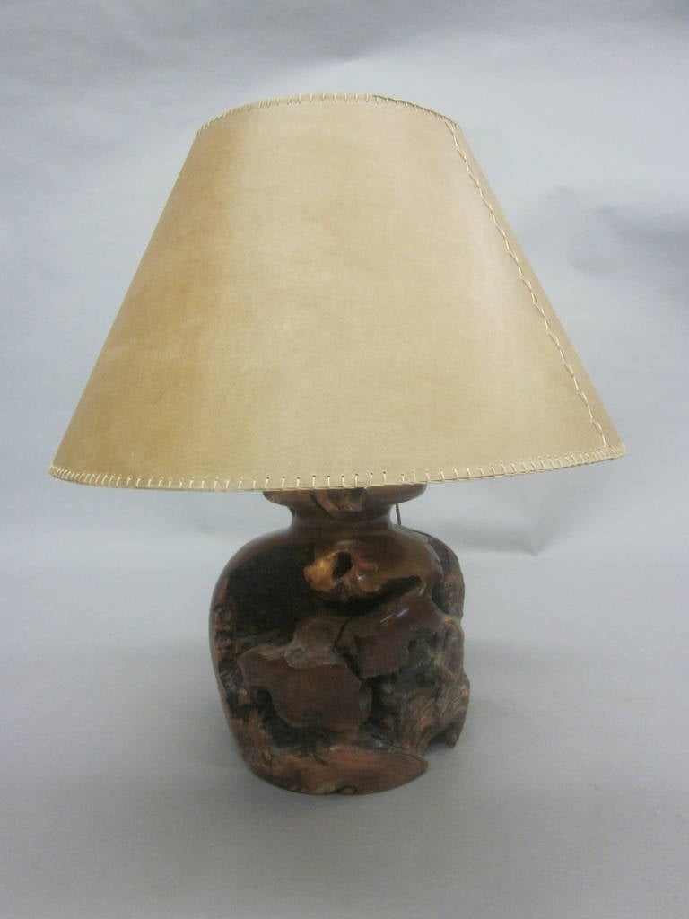 Chic pair of Mid-Century French modern craftsman table lamps in the Brutalist/primitivist tradition made from the burled roots of trees.

Shades are for demonstration purposes only.