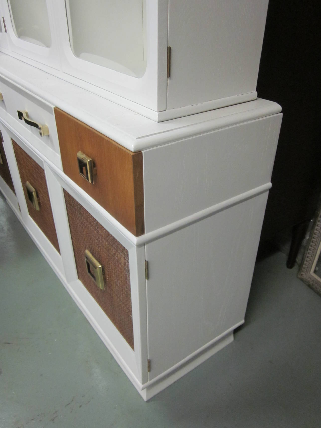 Mid-Century Modern Sideboard / Secretary Attributed to Tommi Parzinger In Good Condition In New York, NY
