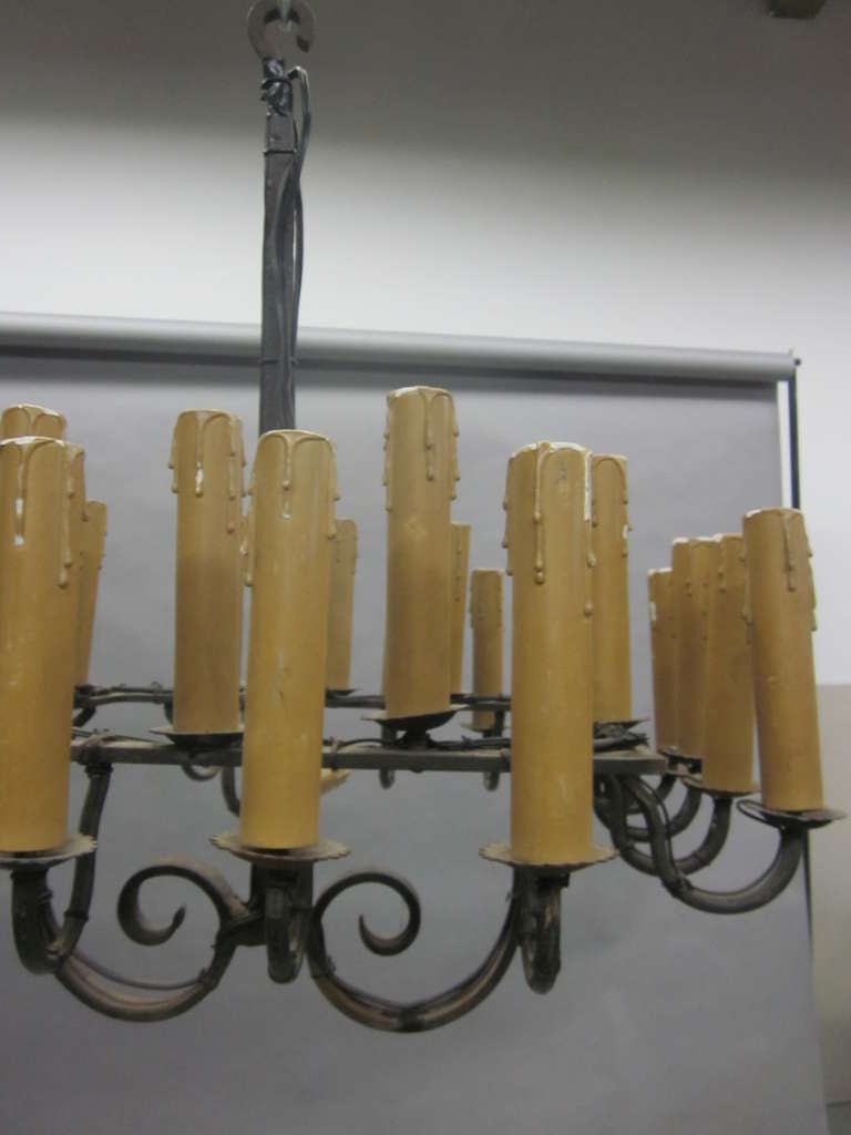 French Mid-Century Modern/ Brutalist Hand Wrought Iron Chandelier with 28 Lights For Sale 2