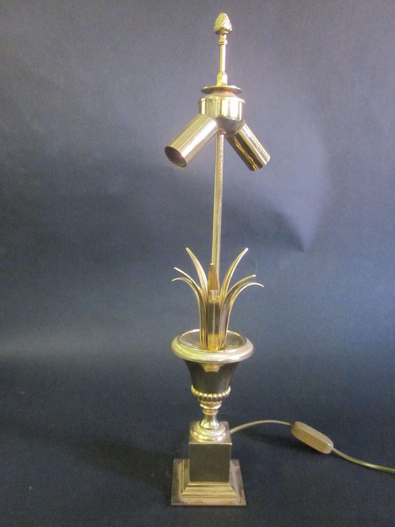 Pair of Midcentury Brass Pineapple Frond Table Lamps Maison Charles Attributed In Good Condition In New York, NY