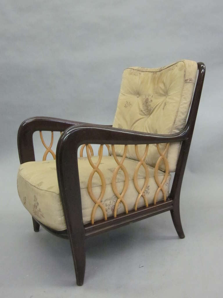 Italian Mid-Century Modern Neoclassical Armchair attributed to Paulo Buffa, 1940 In Good Condition In New York, NY