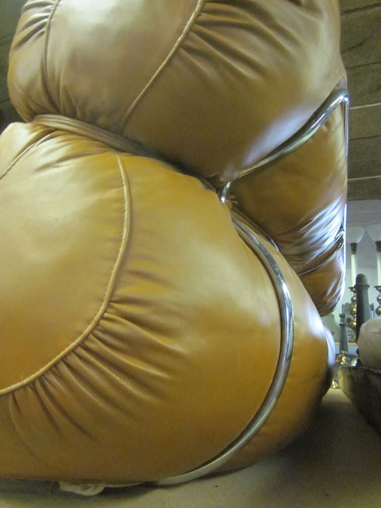Important Italian Design Sculptural Leather Settee 3