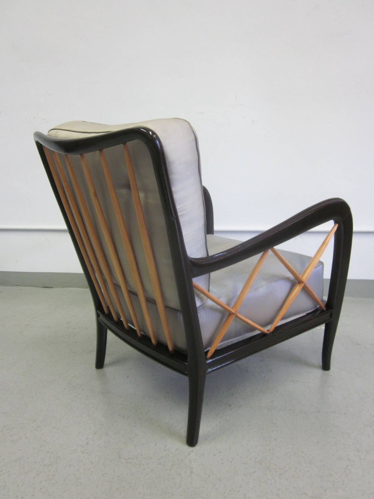 Mid-20th Century Pair of Italian Mid-Century Modern Neoclassical Lounge Chairs Attr. Paolo Buffa