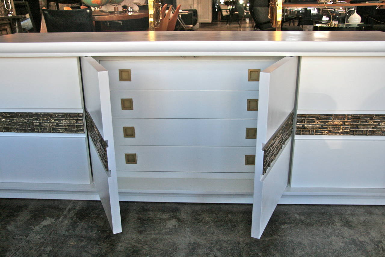 Luciano Frigerio Credenza with Bronze Carved Handles In Excellent Condition In Los Angeles, CA
