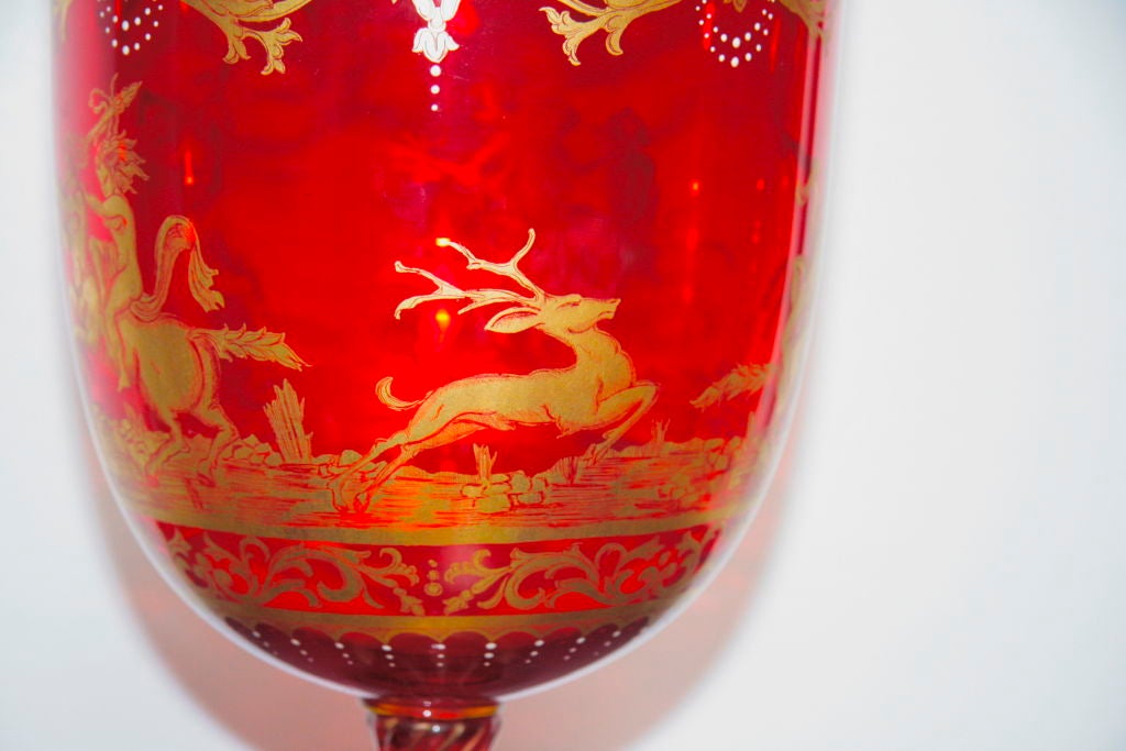 red glass made with gold