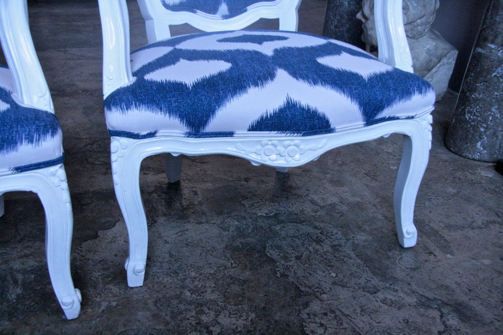 Italian White Lacquered Armchairs For Sale 1