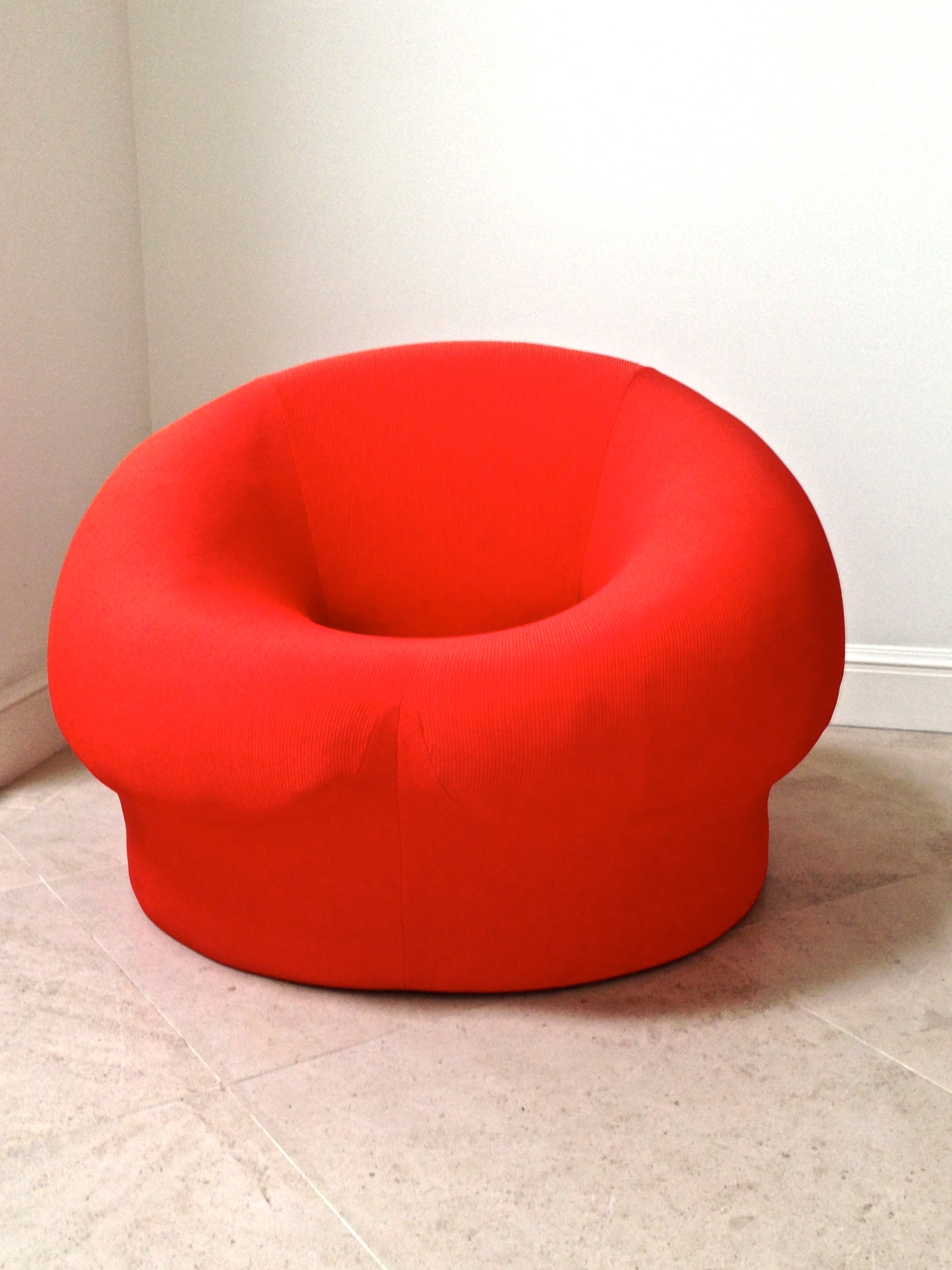 Gaetano Pesce Chair in Red Up3