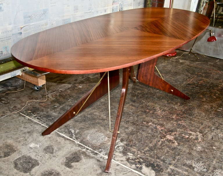 Italian 1960s Dining Table by Campo & Graffi In Good Condition In Los Angeles, CA