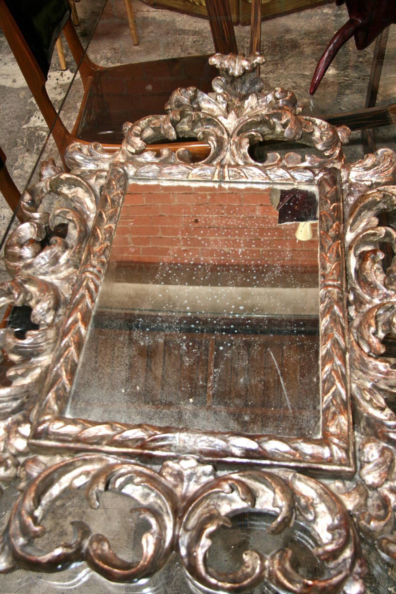 18th c. Carved Italian Mirror In Excellent Condition In Los Angeles, CA