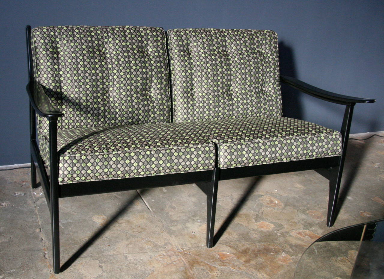 Italienisches Sofa aus den 1950er Jahren, Gianfranco Frattini für Cassina zugeschrieben (Mitte des 20. Jahrhunderts) im Angebot