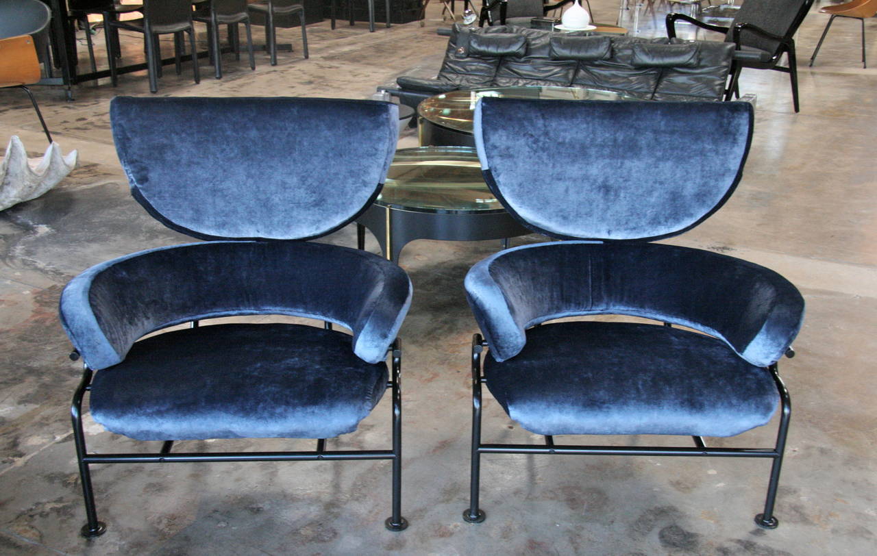 Armchairs “Tre pezzi PL19” by Franco Albini and Franca Helg In Excellent Condition In Los Angeles, CA