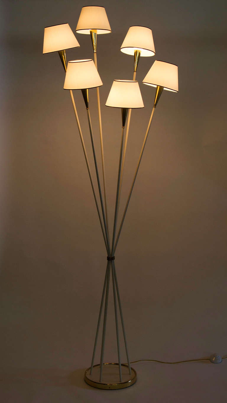 Floor lamp