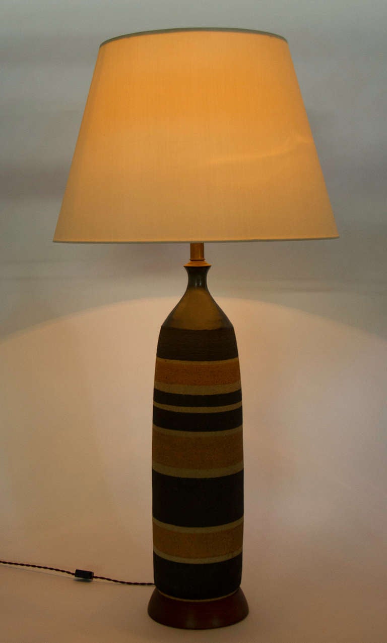 Studio table lamp
