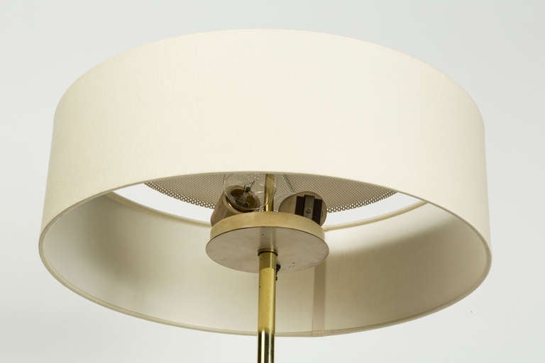 Mid-20th Century Lightolier Table Lamp