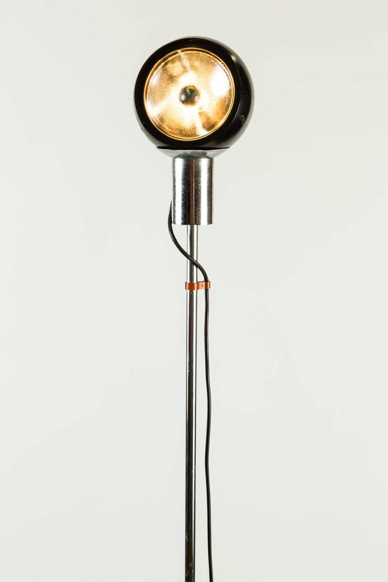Mid-Century Modern Metal and Chrome Floor Lamp by Arredoluce