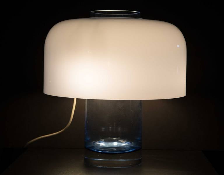 Table lamp by Carlo Nason for Mazzega. Model LT 226 lighted vase.