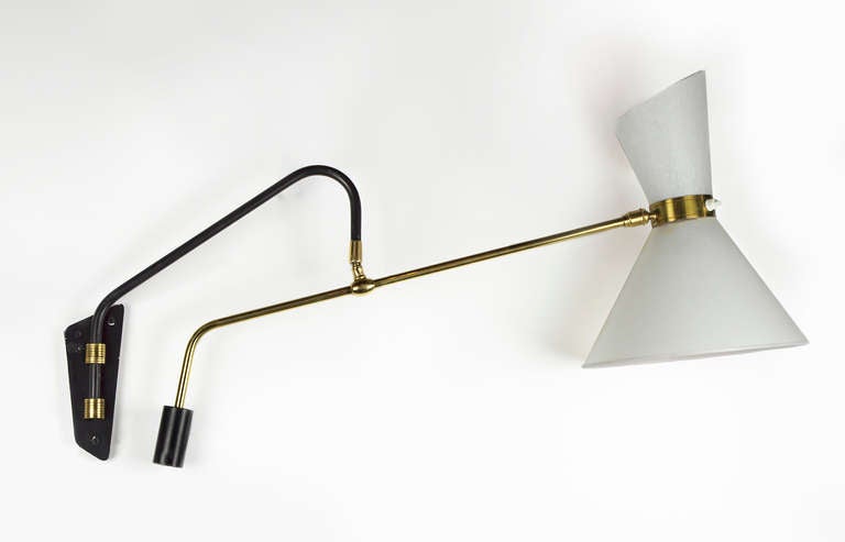 Elegant Mid-Century French Wall Sconce by Lokiec In Good Condition In Los Angeles, CA