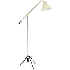 Stylish Counter Balance Floor Lamp 4