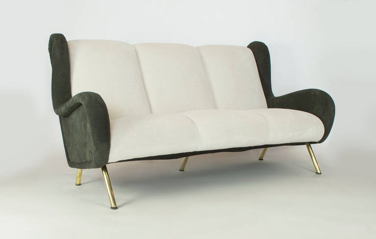 This sofa has been reworked and is in perfect condition. This classic design by the master designer Zanuso speaks for itself. Crafted in the 1950s by Arflex.  Sofa is located in our NYC showroom in the NY Design Center.
