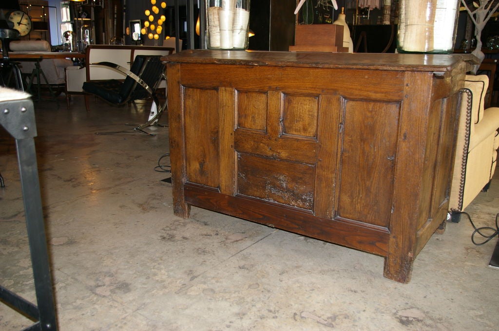 18th Century French  Armillary  Chest In Good Condition For Sale In Los Angeles, CA