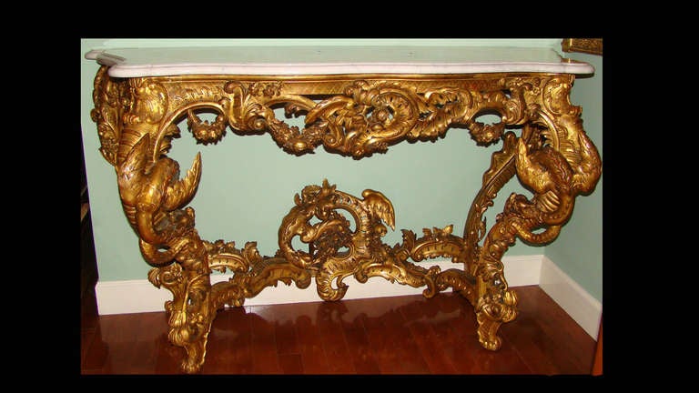 Extremely fine French early 19th century carved and gilt console