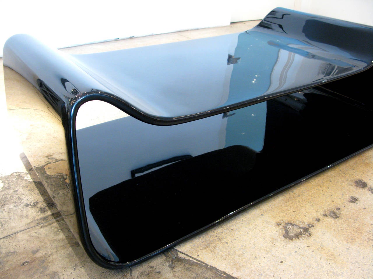Slope Coffee Table in Black Lacquer 4