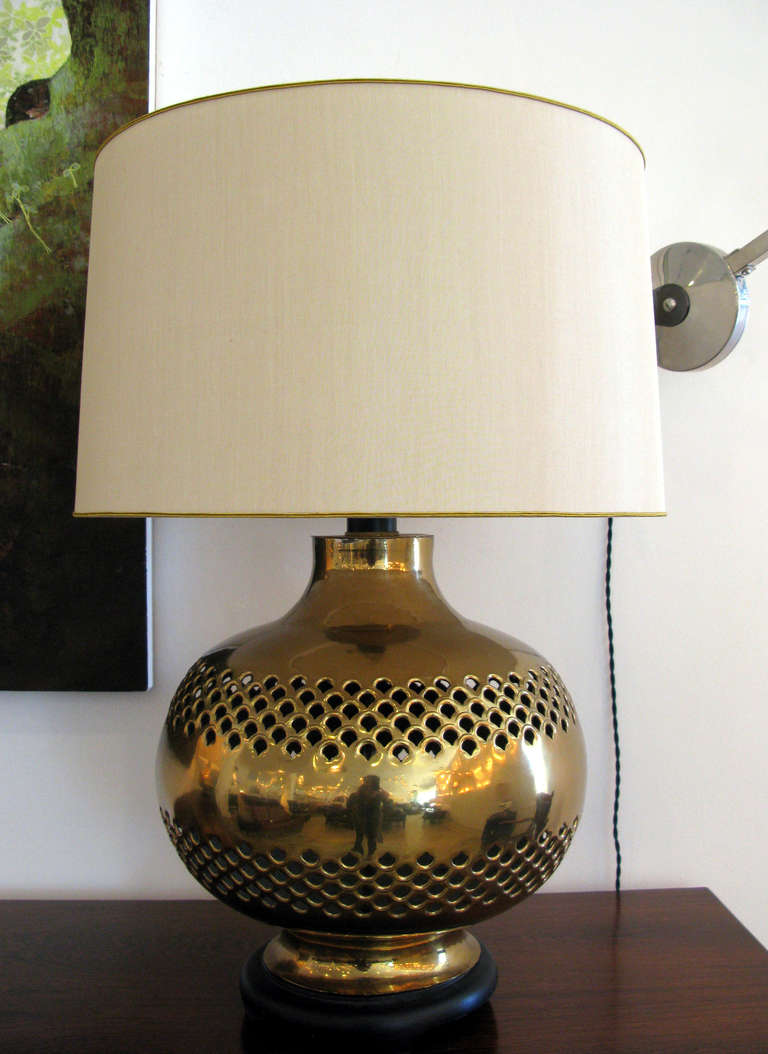 Pair of Pierced Brass Table Lamps In Excellent Condition In Los Angeles, CA