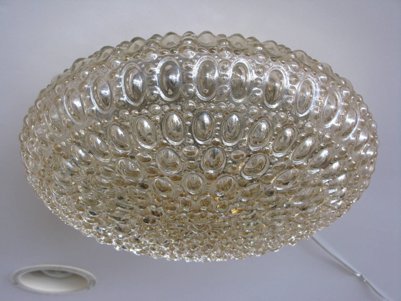 Limburg Oval Pattern Glass Ceiling Mount