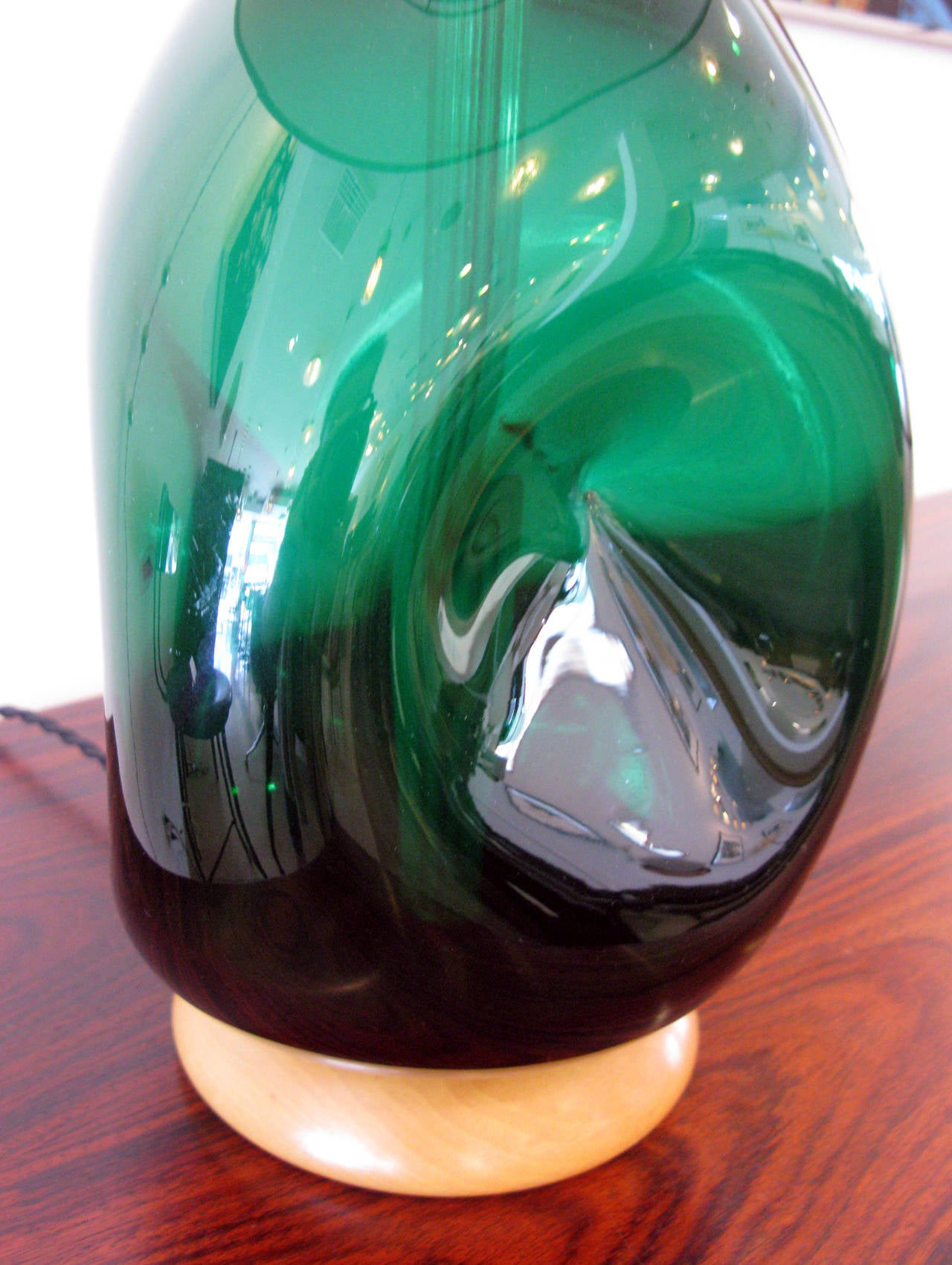 Pair of Emerald Green Blenko Glass Lamps In Excellent Condition In Los Angeles, CA