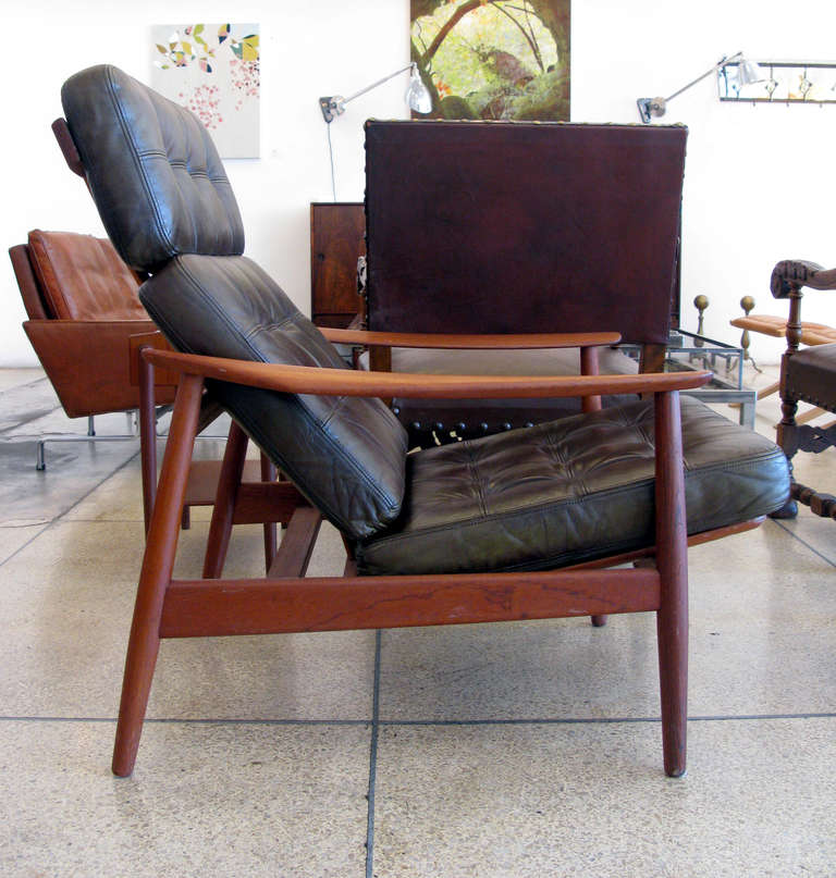 Pair of Reclining Arne Vodder Armchairs In Excellent Condition In Los Angeles, CA