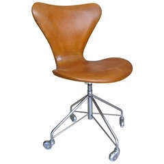Arne Jacobsen Swiveling Desk Chair