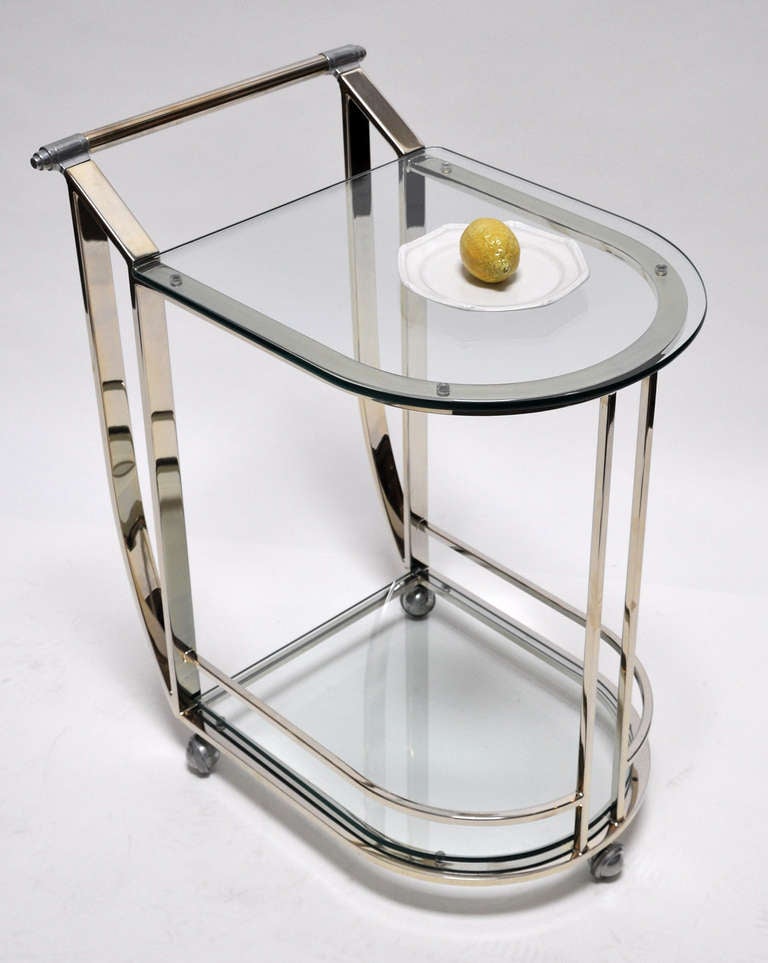 1970s Polished Brass and Glass Serving Cart In Excellent Condition In Los Angeles, CA