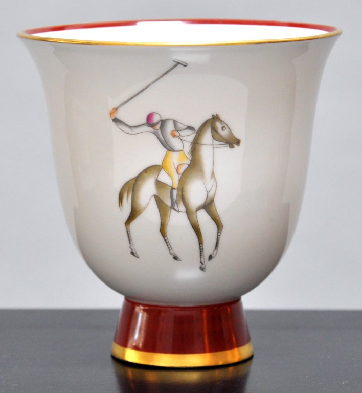 Decorated porcelain vase designed by Gio Ponti for Richard Ginori.
Signed Made in Italy-Richard Ginori-37-6
