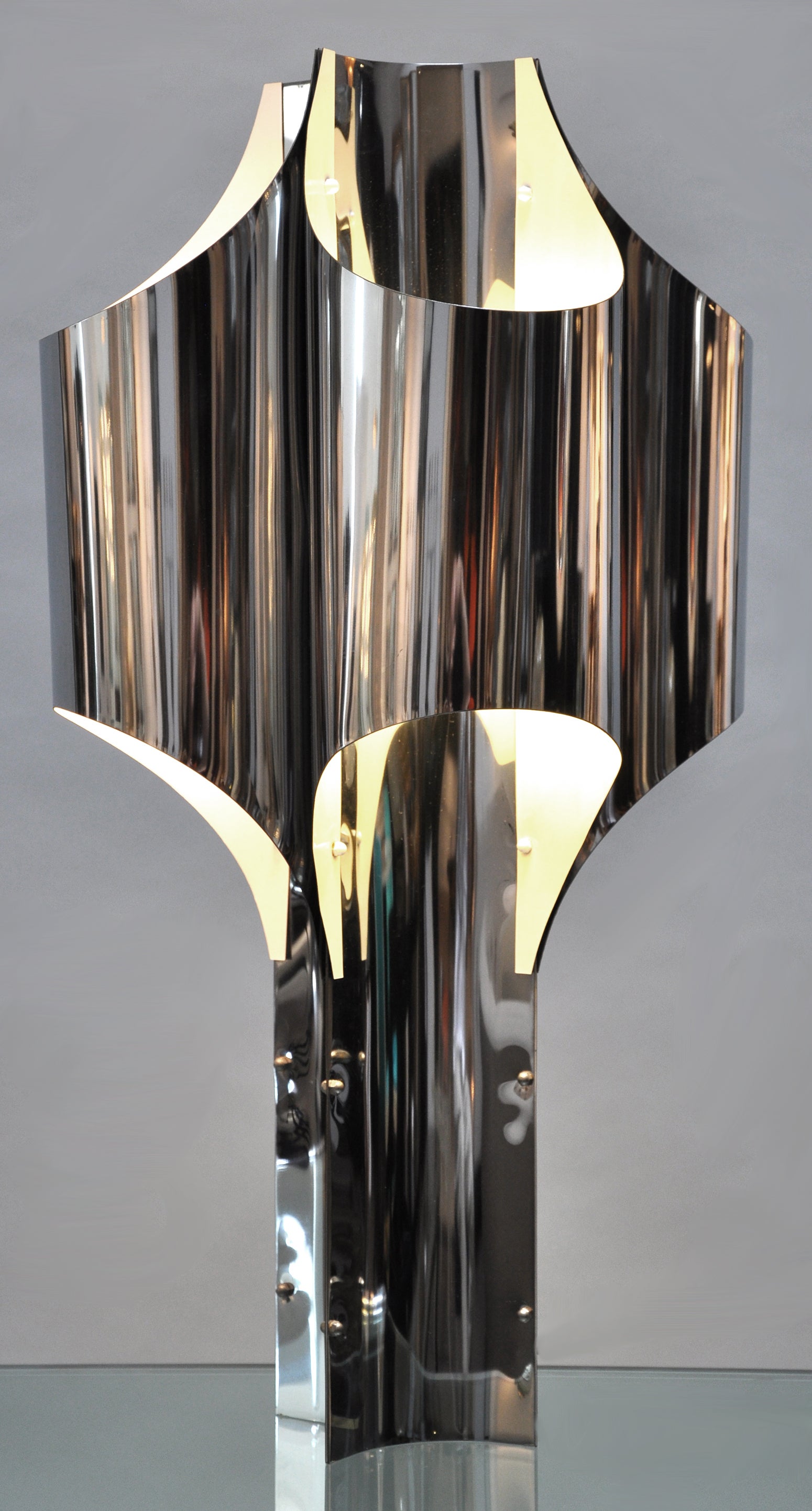 Robert Sonneman- Large - 1970s Polished Steel Table Lamp