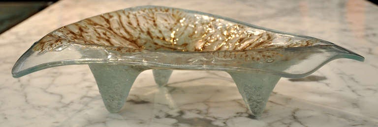 Important studio glass bowl by pioneering glass makers Frances and Michael Higgins. hand signed : Higgins
This modern fused glass technique was developed in the Higgins studio. 
