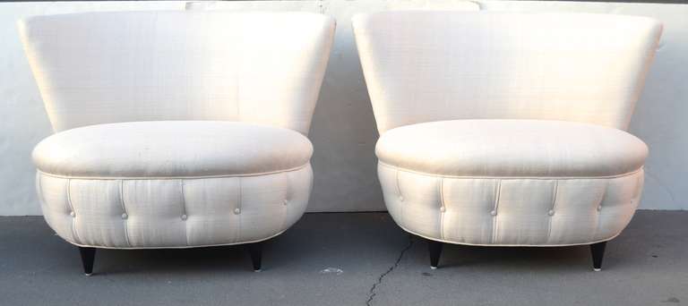 A gorgeous pair of chairs by Gilbert Rohde for Herman Miller.
Documented.

 