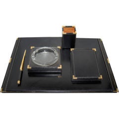 Masculine Gucci Desk Set in Black Leather