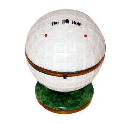 Vintage "The 19th Hole" Glass Liquor Set