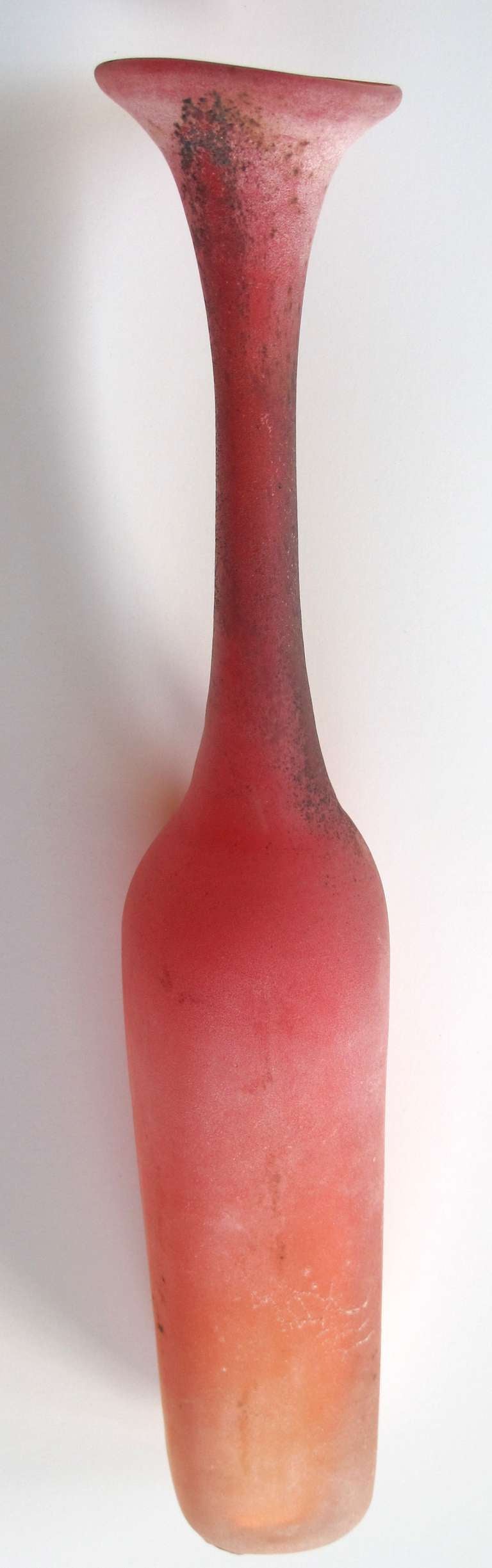 A Rare Set of 5 Murano Scavo Vases & Bowl in Lava Red Glass; Signed 'Gino Cenedese, Murano 1984' 4