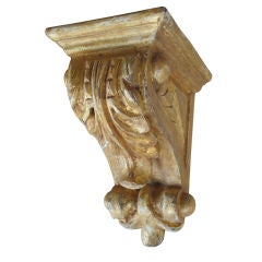 A Well-Carved American Classical Revival Giltwood Corbel/Bracket
