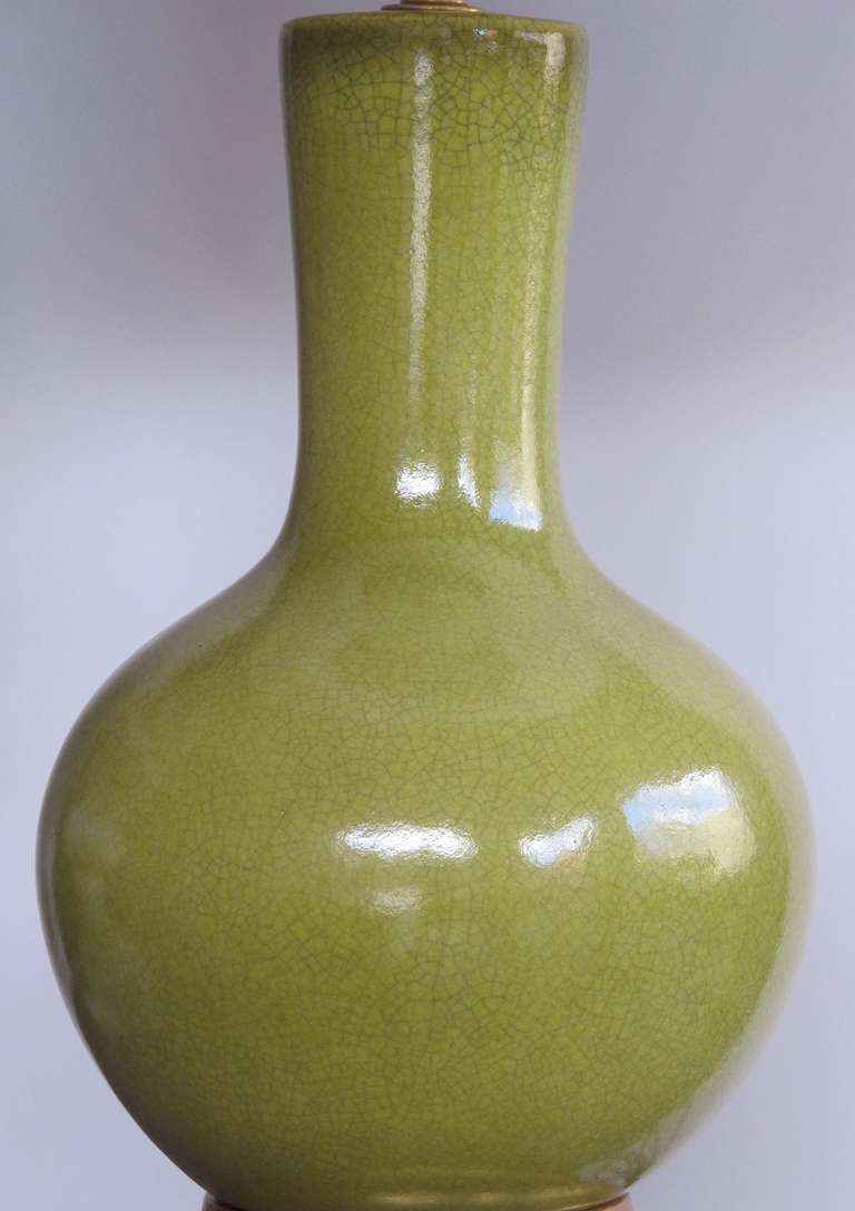 A Stylish Pair of American Mid-Century Apple-Green Glazed Pottery Lamps Designed Paul Laszlo In Excellent Condition In San Francisco, CA