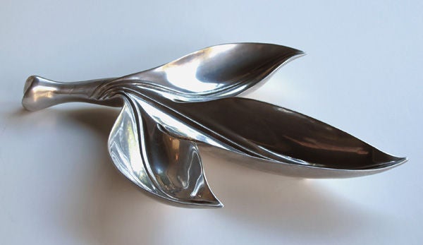 Mid-20th Century An American 1950's Pewter Leaf-Form Bowl; Hickman Co. Bruce Fox