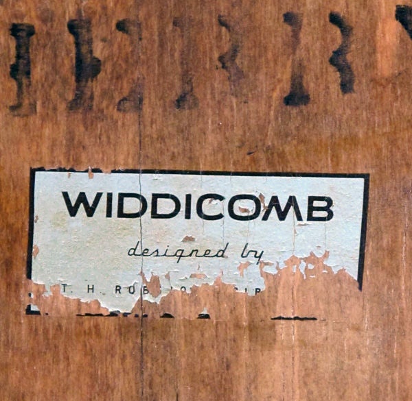 American Robsjohn-Gibbings for Widdicomb rectangular walnut Klismos sabre-leg Side Table