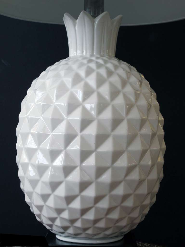 white pineapple lamps