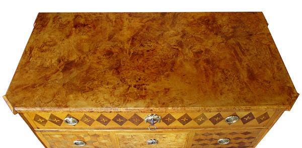 A Handsome Swedish Gustavian Alder Root Parquetry Chest In Excellent Condition For Sale In San Francisco, CA