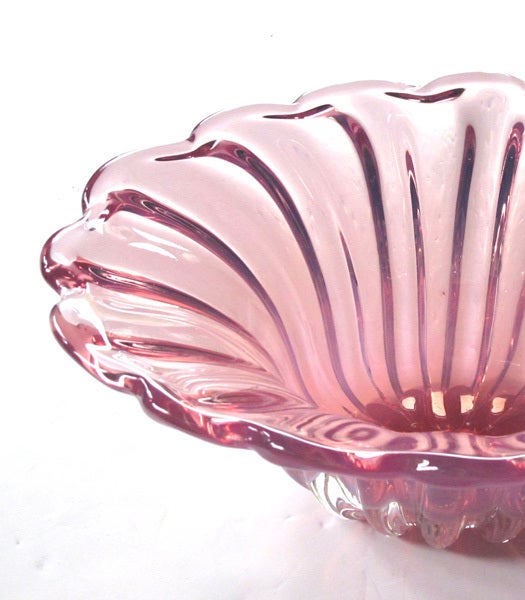 LargeScaled Murano Pink Art Glass OvalForm Lobed Bowl For Sale at 1stdibs