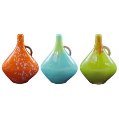Retro A Vibrant Set of 3 American Glazed Jaru Pottery Ovoid Vases